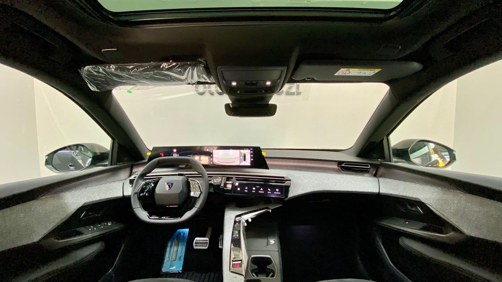 PEUGEOT 3008 6